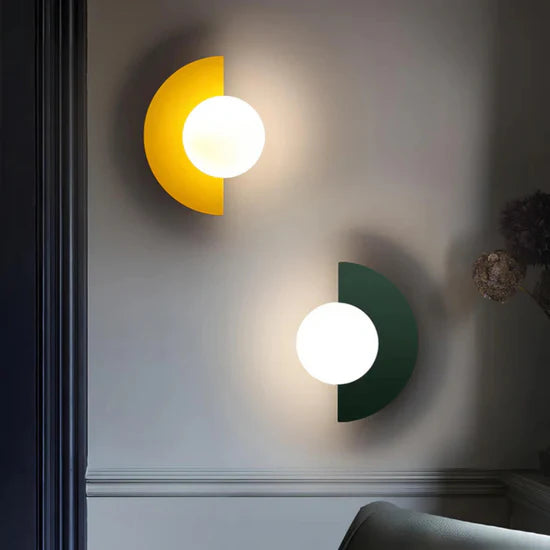 Lyca Stylish Indoor Wall Lamp