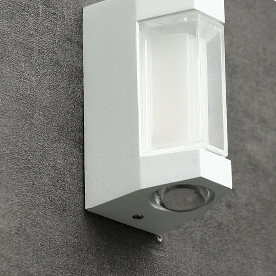 Renara Modern Outdoor Wall Lamp