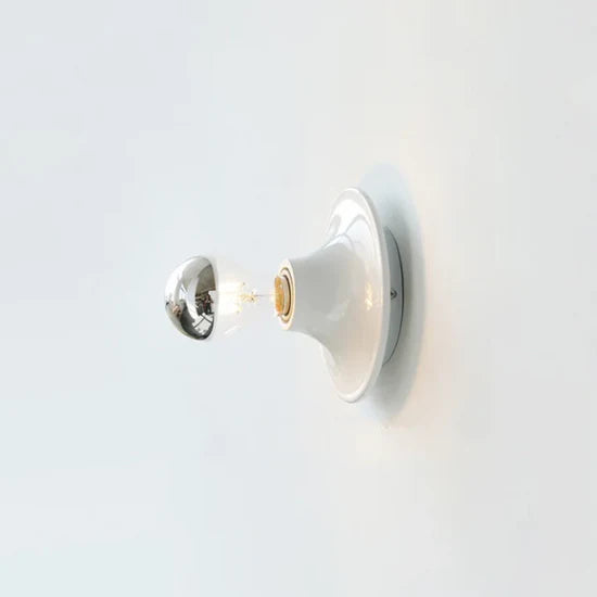 Sphyn Bauhaus Retro Wall Lamp