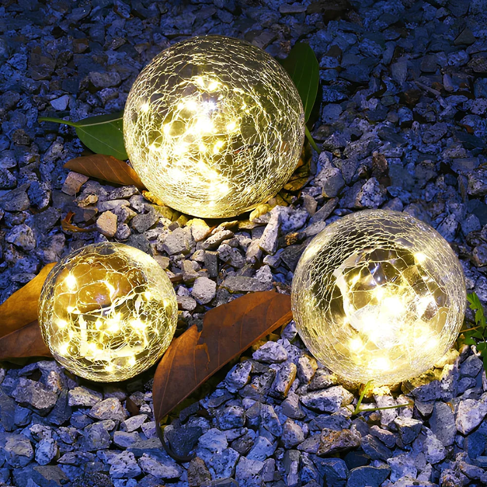 SolarGlobe Garden Light