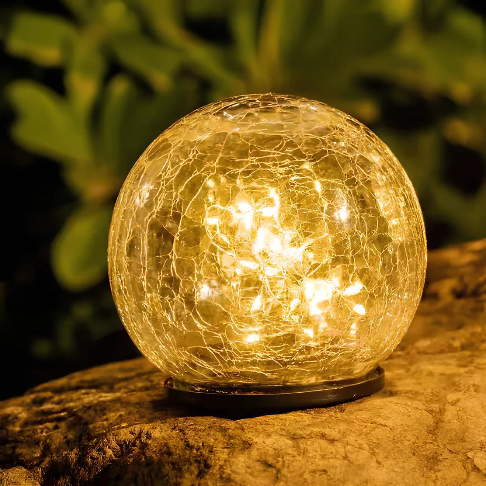 SolarGlobe Garden Light