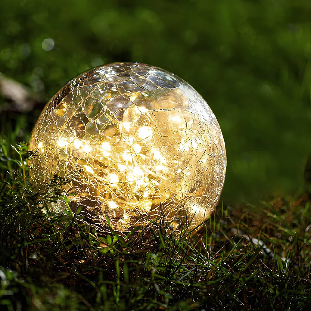 SolarGlobe Garden Light
