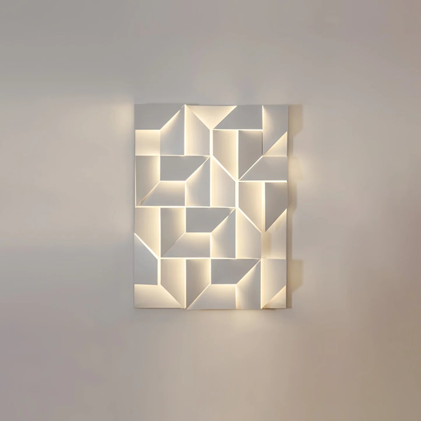 Isara Minimalist Aluminum Wall Lamp
