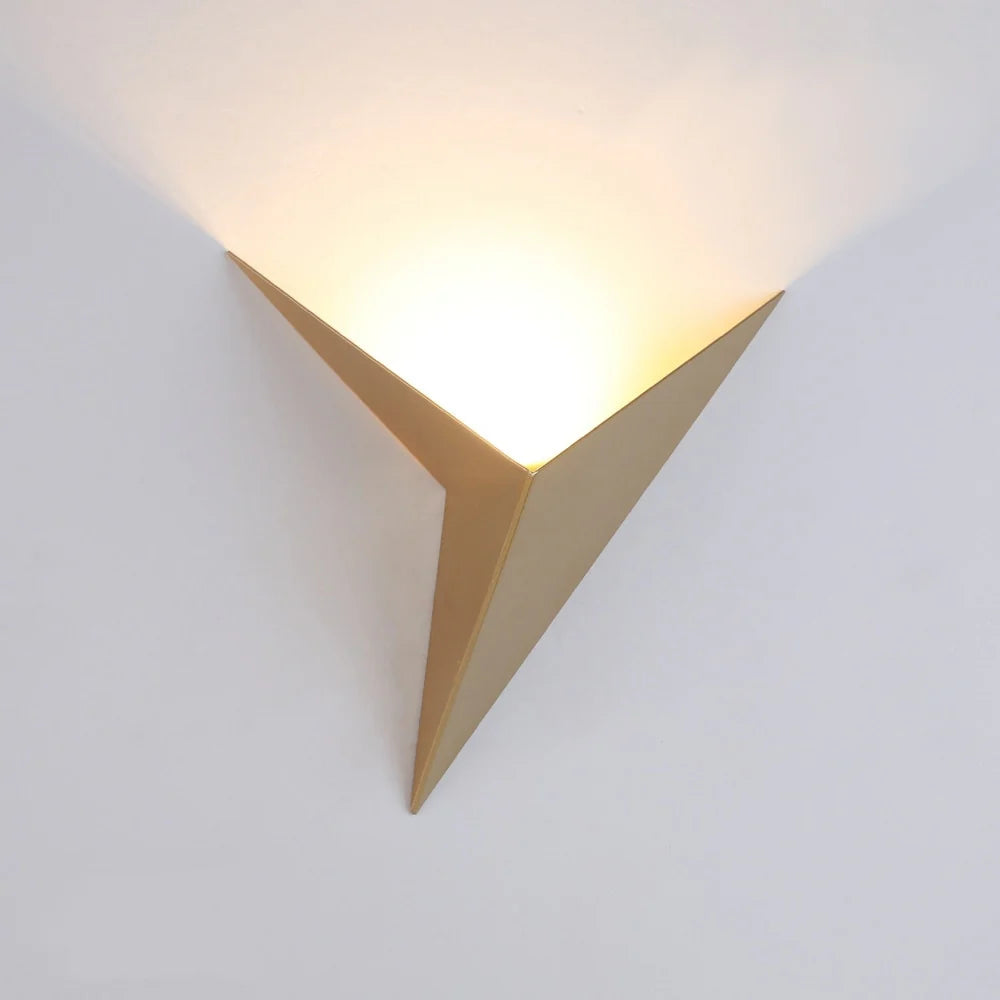 Trigon Wall Light