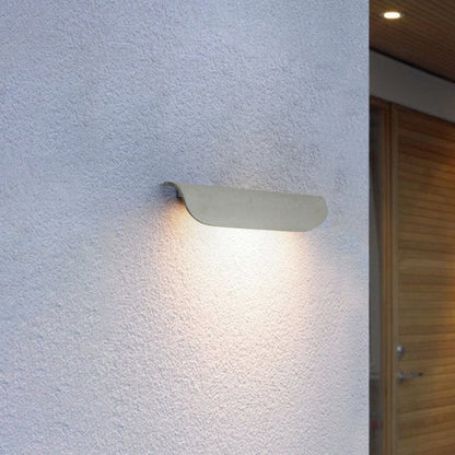 Astoria Modern Curved Outdoor Wall Lamp