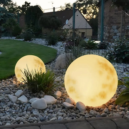 Aurora Moon Garden Light