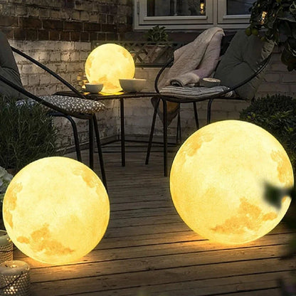 Aurora Moon Garden Light
