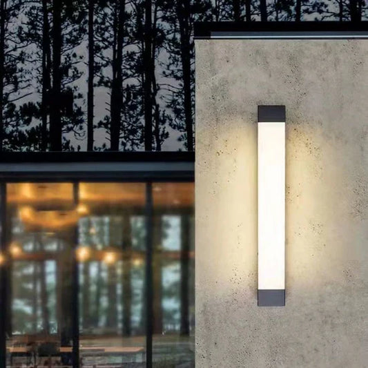 Flaero Luxury Outdoor Wall Lamp