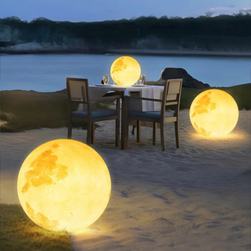 Aurora Moon Garden Light
