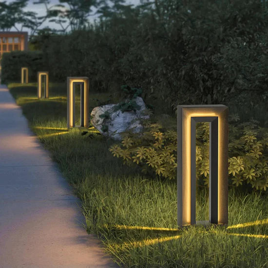 Dawnz Sustainable Solar Outdoor Lamp