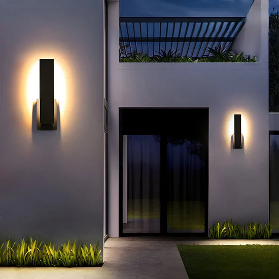 Lyrux Minimalist LED Outdoor Lamp