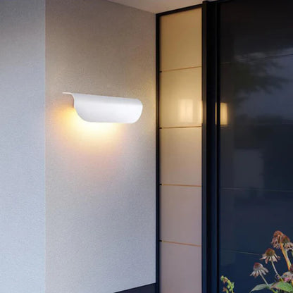 Astoria Modern Curved Outdoor Wall Lamp