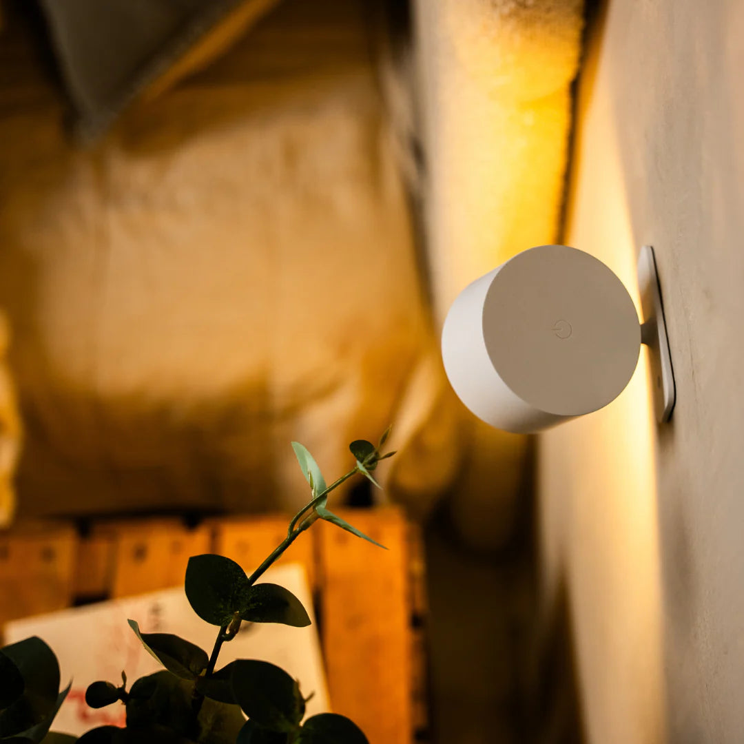 Luxury Cordless Wall Lamp (Set of 2)
