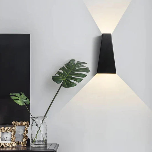 Hades Minimalist LED Wall Lamp