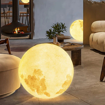 Aurora Moon Garden Light