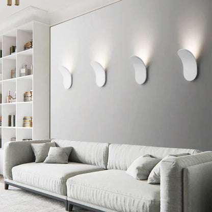 Pythia Scandinavian Wall Lamp
