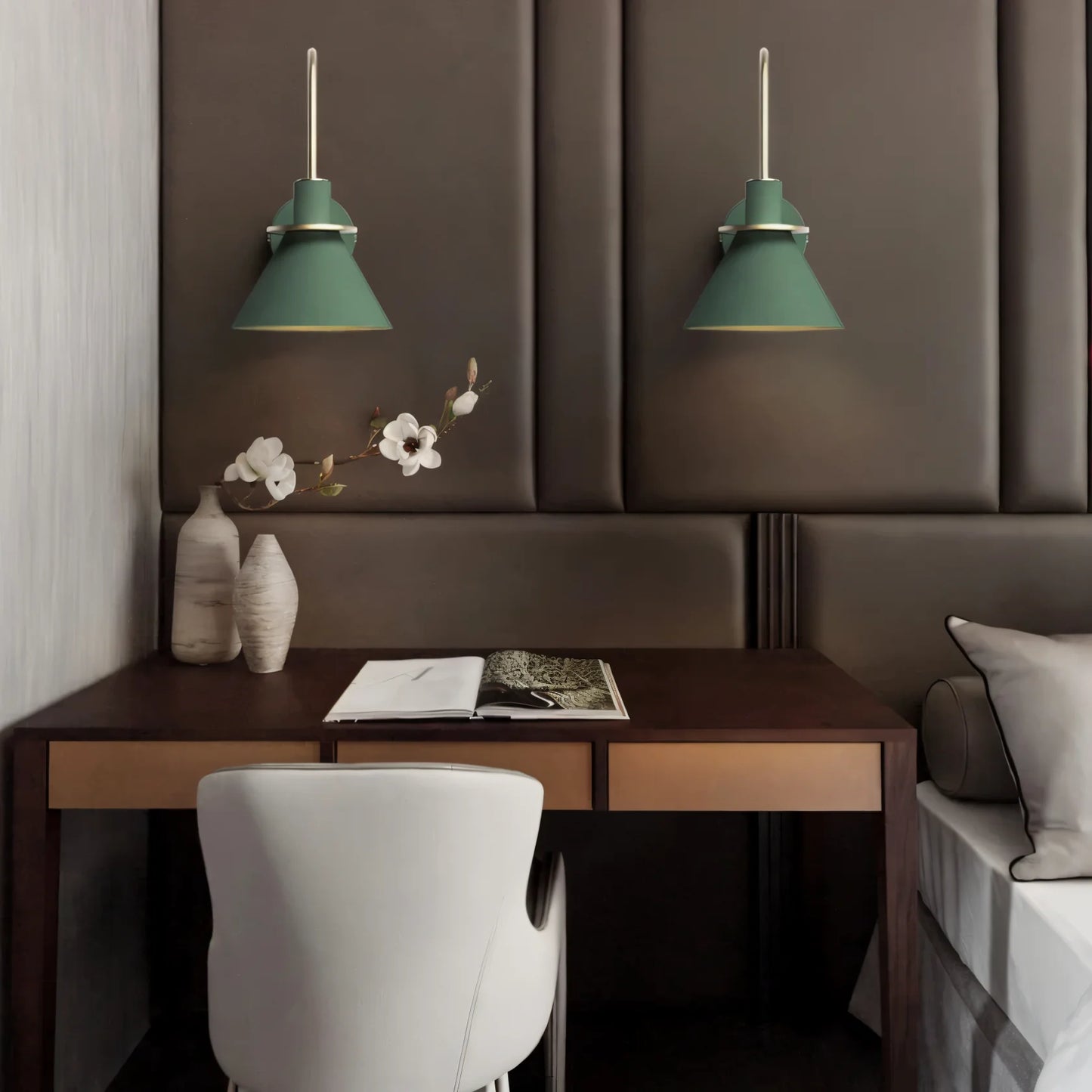 Zoralia Postmodern LED Wall Lamp with Trumpet-Shaped Design