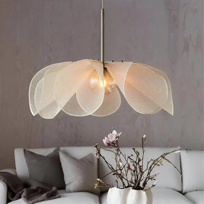 Alethea Bohemian Vintage Flower-Shaped Pendant Lamp