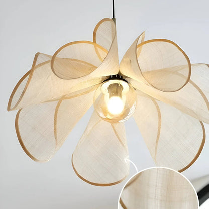 Alethea Bohemian Vintage Flower-Shaped Pendant Lamp