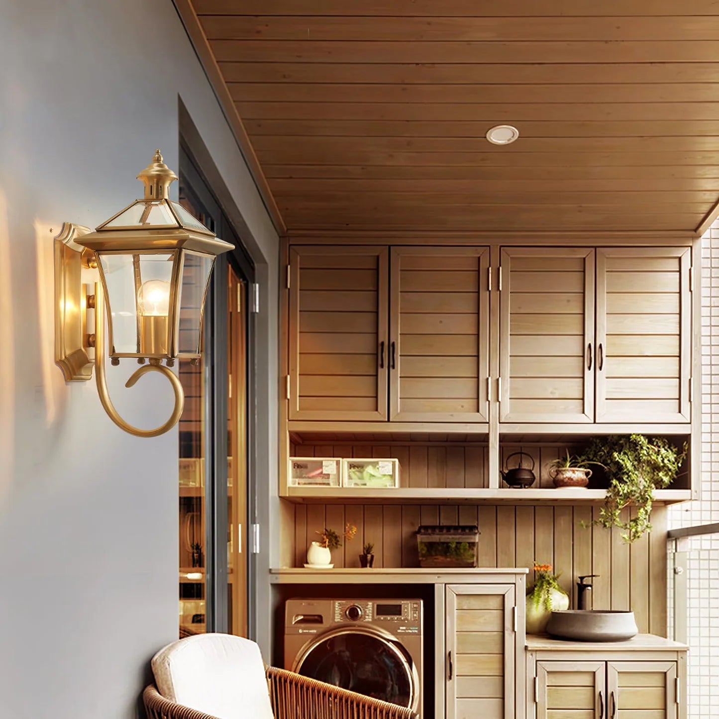 Olivara Retro Brass Outdoor Wall Lamp