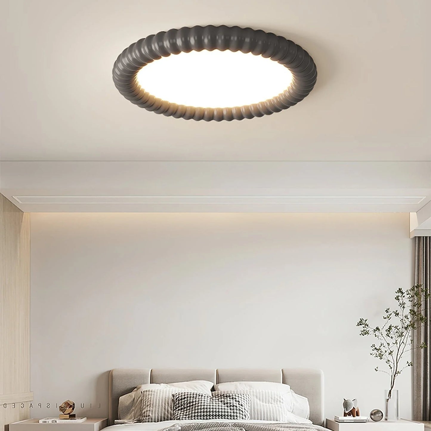 Aetheria Modern Ceiling Lamp with a Wavy Design