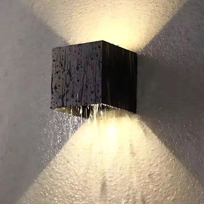 Casa Solaro™ Adjustable Wall Light