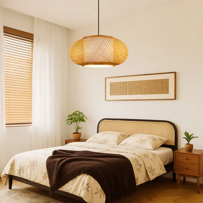 Vivara Bamboo Pendant Lamp with Natural Design