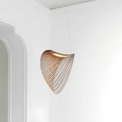 Amaris Scandinavian Metal Pendant Lamp